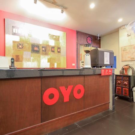 Oyo 1054 Phuket Backpacker Hostel Dış mekan fotoğraf