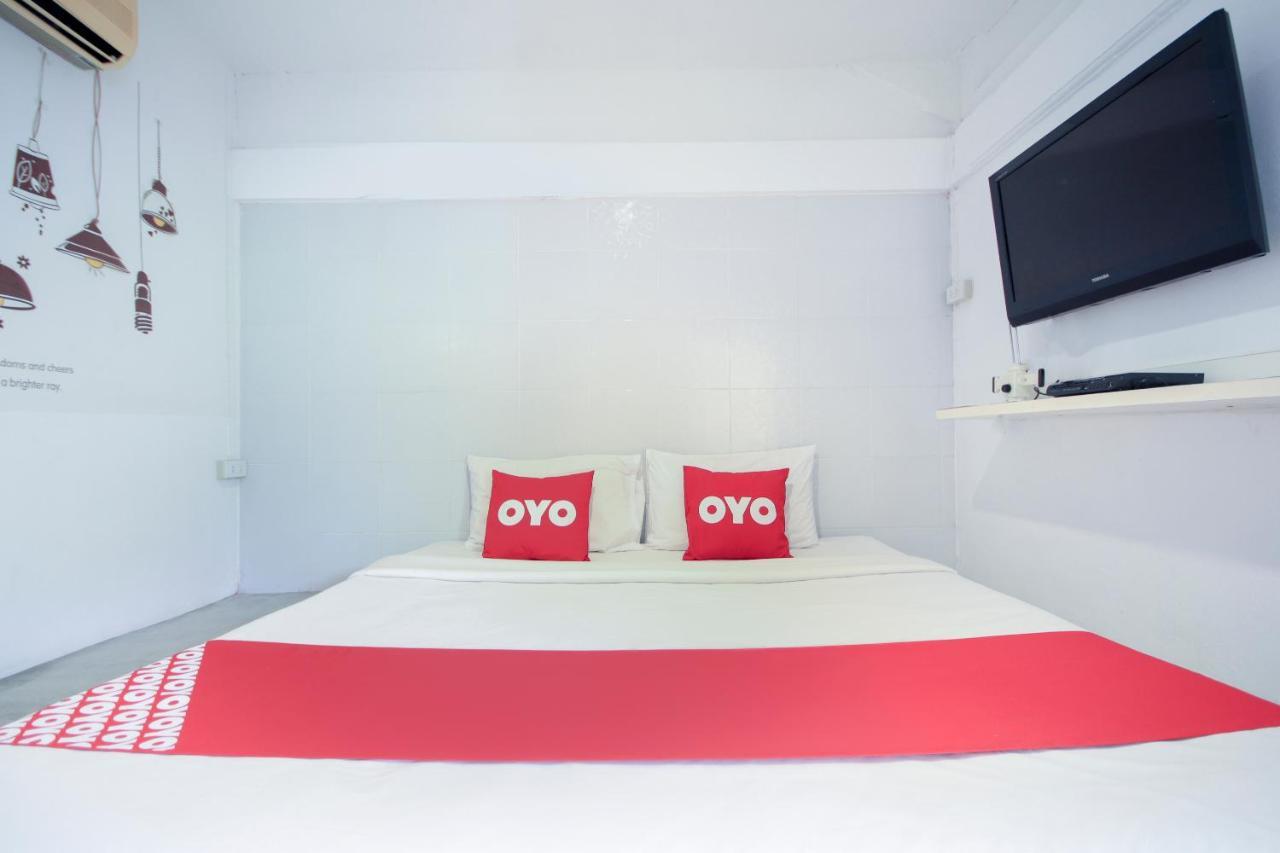 Oyo 1054 Phuket Backpacker Hostel Dış mekan fotoğraf