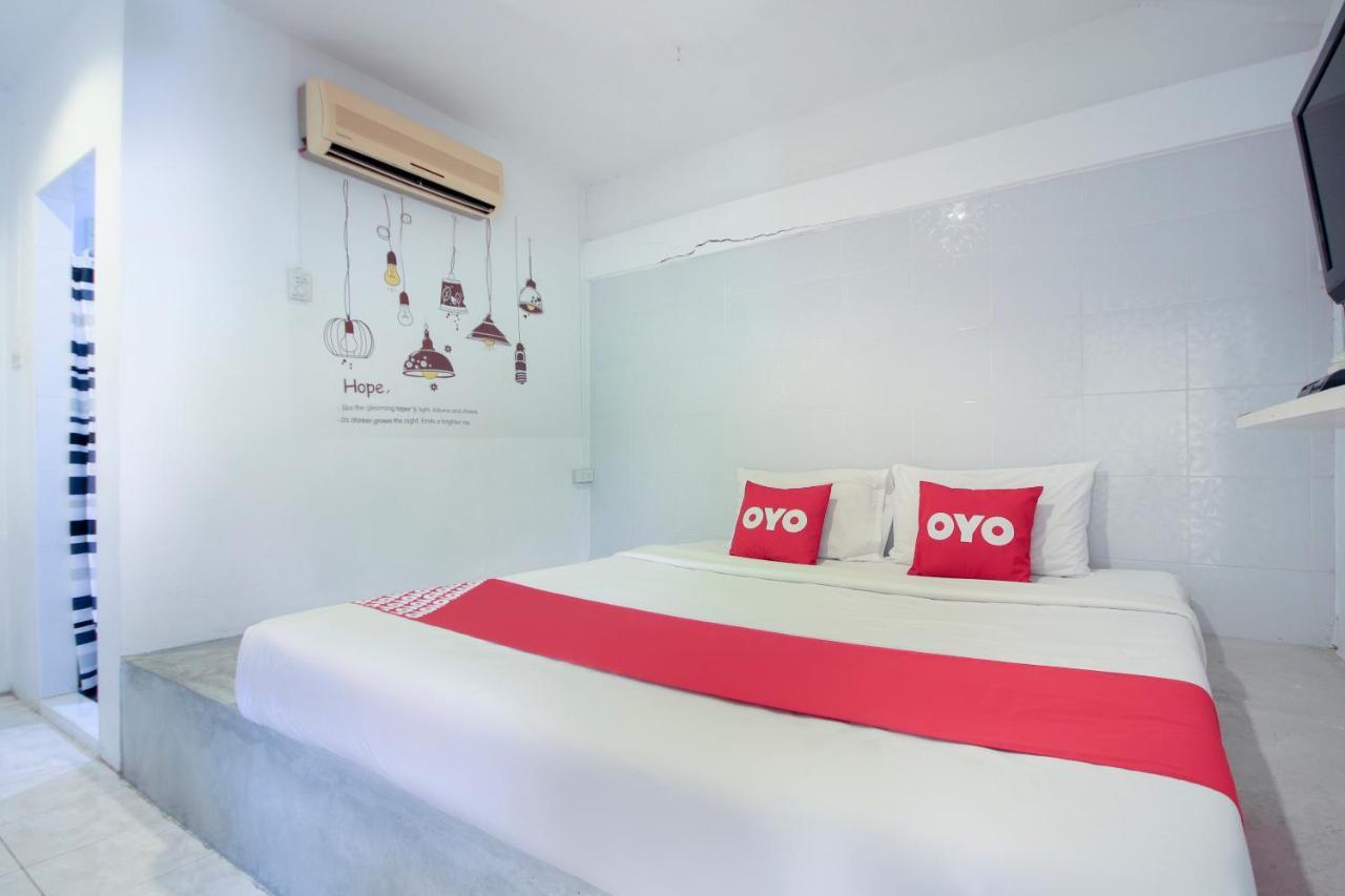 Oyo 1054 Phuket Backpacker Hostel Dış mekan fotoğraf