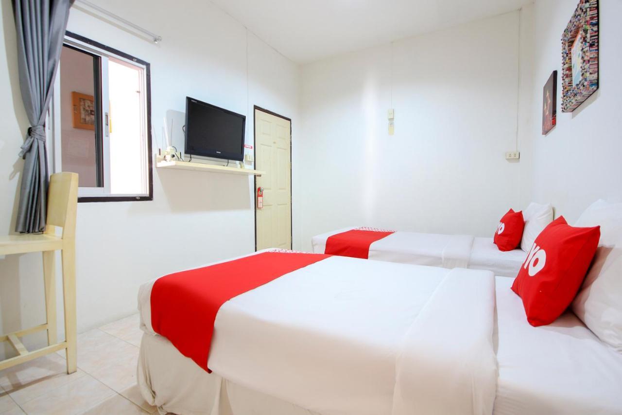 Oyo 1054 Phuket Backpacker Hostel Dış mekan fotoğraf